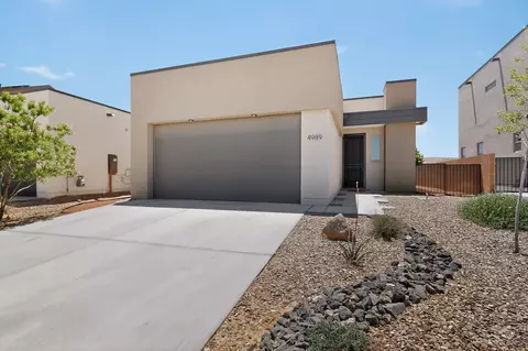 4989 Findley St SW, Los Lunas, NM 87031