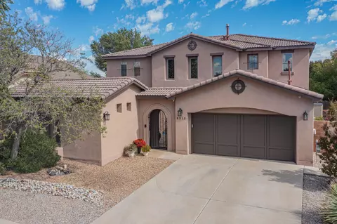 8315 Mesa Top Rd NW, Albuquerque, NM 87120