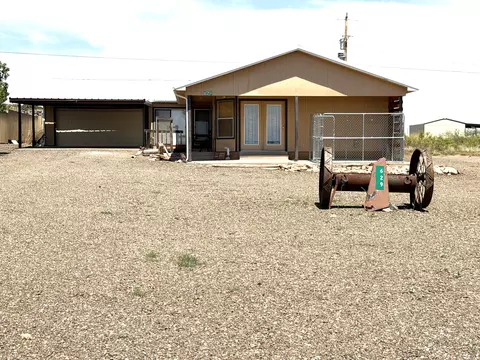629 Conchas Dr, Conchas Dam, NM 88416