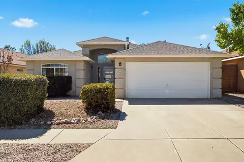 10259 Country Meadows Dr NW, Albuquerque, NM 87114