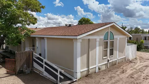 2912 Gun Club Rd SW, Albuquerque, NM 87121