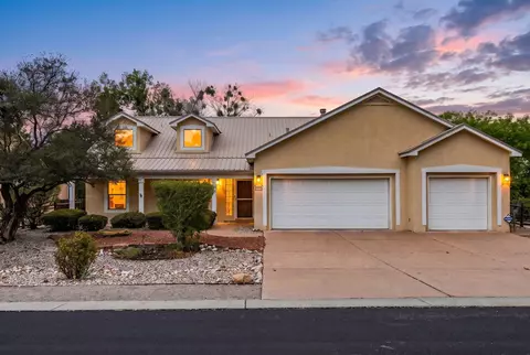 2505 Rio Orilla Ln NW, Albuquerque, NM 87120