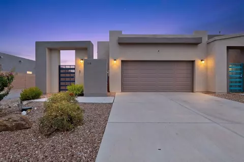 1318 Tierra Verde Loop NW, Los Lunas, NM 87031