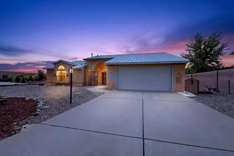 4910 La Nuez Ct SE, Rio Rancho, NM 87124