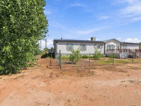 6 San Miguel Ave, Los Lunas, NM 87031