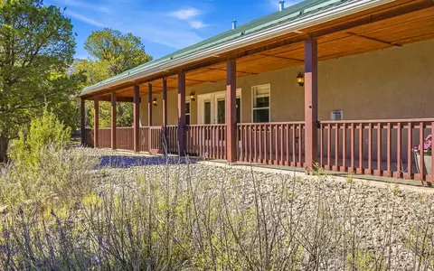 8 Monte Oso, Edgewood, NM 87015