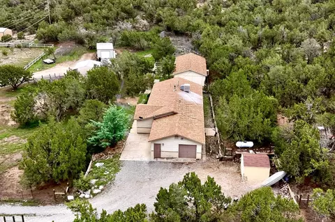 56 Steeplechase Dr, Edgewood, NM 87015