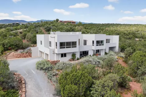 65 Twin Arrow Dr, Sandia Park, NM 87047