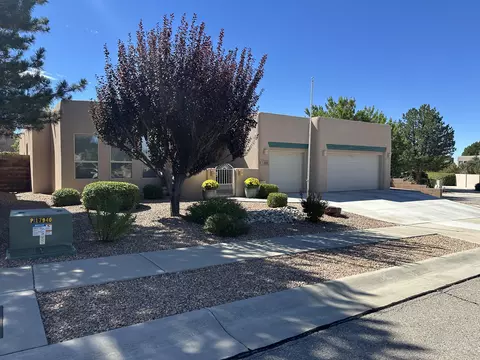 7420 Blue Holly Ct NE, Albuquerque, NM 87113