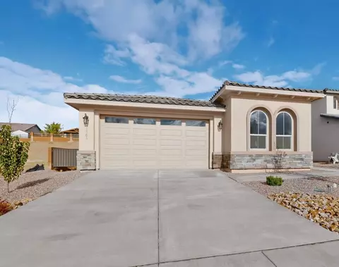 1561 Corta Corona SW, Los Lunas, NM 87031