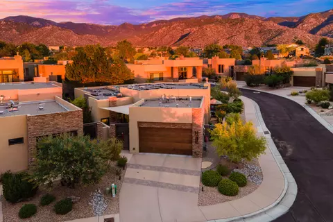 6300 Mojave Aster Way NE, Albuquerque, NM 87111