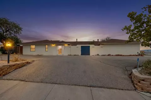 1328 Rio Grande Blvd SW, Los Lunas, NM 87031
