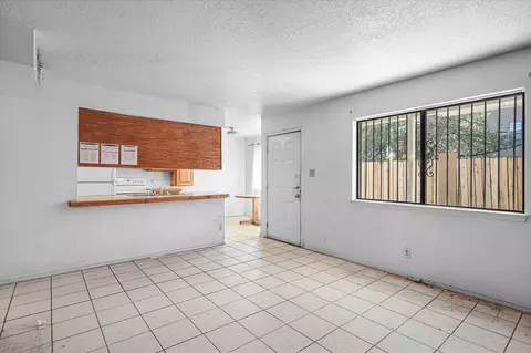 508 Tennessee St NE, Albuquerque, NM 87108