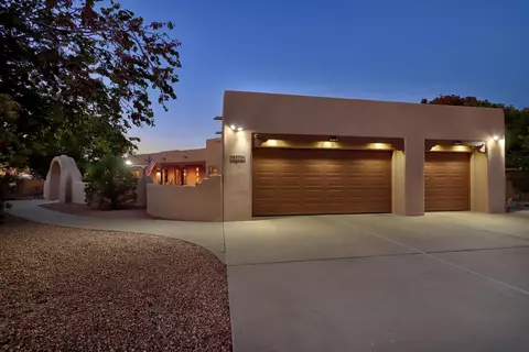9175 Wilshire Ave NE, Albuquerque, NM 87122