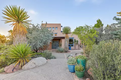 349 Paintbrush Dr NE, Albuquerque, NM 87122