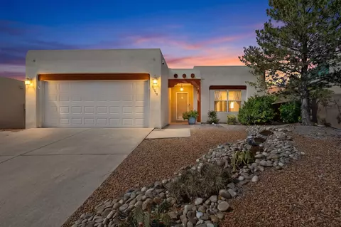 11019 Alta Dr NW, Albuquerque, NM 87114