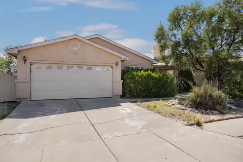 7404 Crystal Ridge Rd SW, Albuquerque, NM 87121