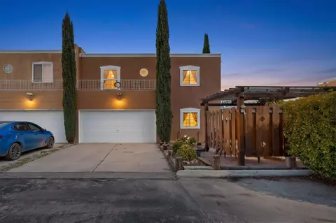 6623 Saint Josephs Ave NW, Albuquerque, NM 87120