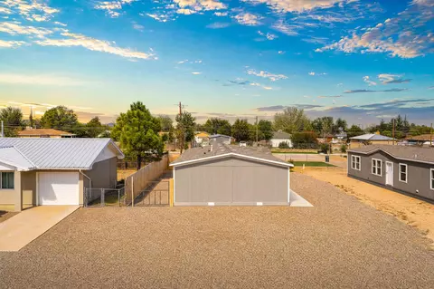 809 Maple Ave, Moriarty, NM 87035 photo 5