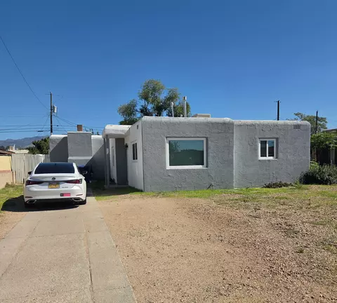 2918 Manzano St NE, Albuquerque, NM 87110