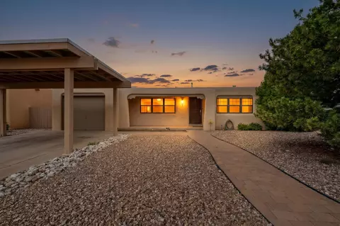 723 Guaymas Pl NE, Albuquerque, NM 87108