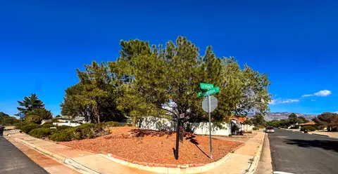 2900 Charleston St NE, Albuquerque, NM 87110