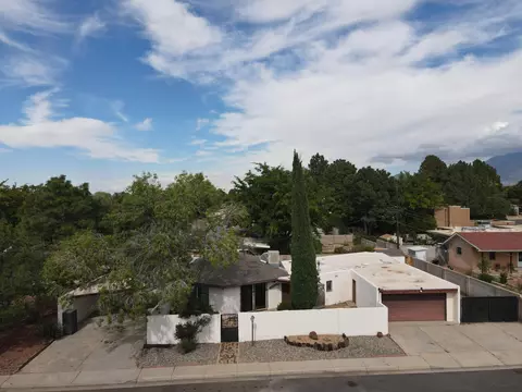 2900 Charleston St NE, Albuquerque, NM 87110