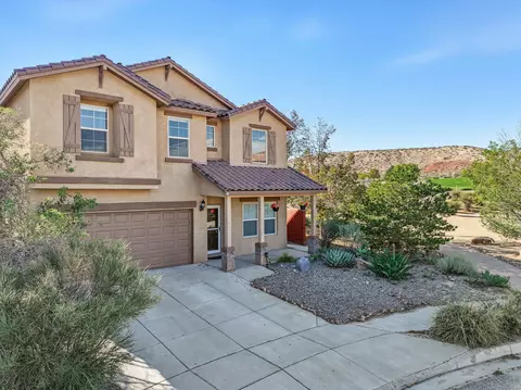 435 Paseo Roja Pl NE, Rio Rancho, NM 87124