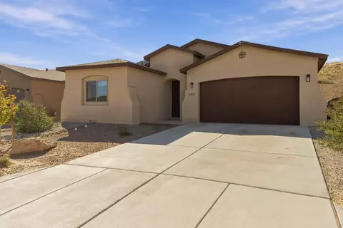 4837 Guadalupe Peak St SW, Los Lunas, NM 87031