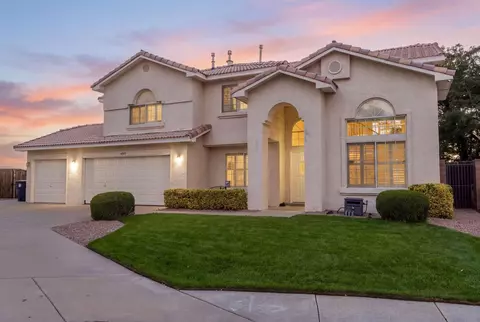 8321 Wilson Hurley Ct NE, Albuquerque, NM 87122