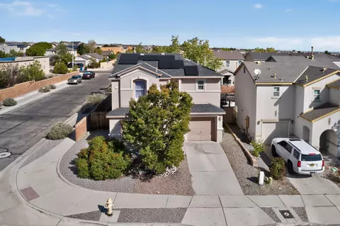 10655 Mcmichael Ln SW, Albuquerque, NM 87121