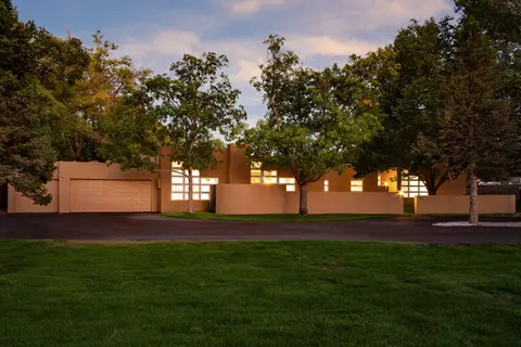 9417 Rio Grande Blvd NW, Albuquerque, NM 87114