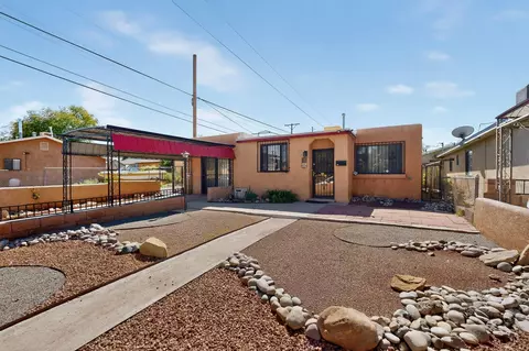 406 Smith Ave SE, Albuquerque, NM 87102