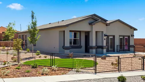 9 Avenida Parque Ct SE, Los Lunas, NM 87031