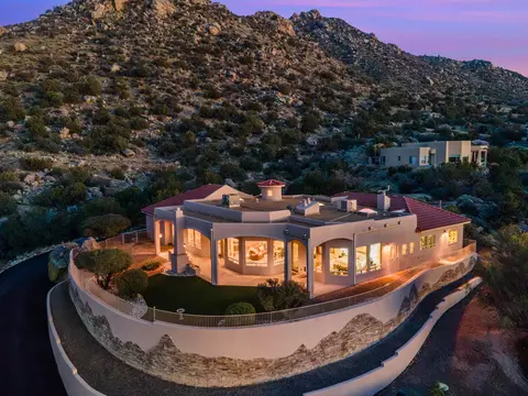 26 Desert Sky Rd SE, Albuquerque, NM 87123