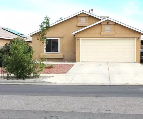 2312 Desert Wood Dr SW, Albuquerque, NM 87121