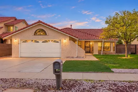 7715 Calhoun Dr NE, Albuquerque, NM 87109
