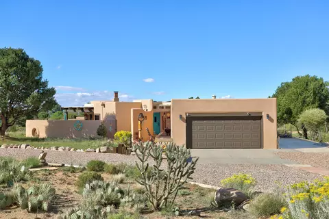 981 Antelope Ave NE, Albuquerque, NM 87122