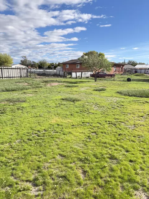 522 W Aragon Rd, Belen, NM 87002