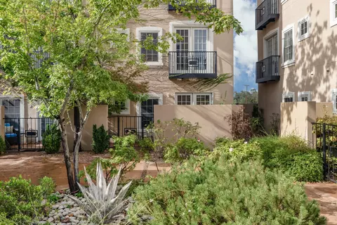 1900 Central Ave SW #301, Albuquerque, NM 87104