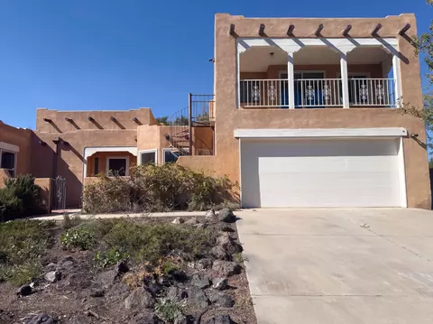 5501 Chapel Dr NW, Albuquerque, NM 87114