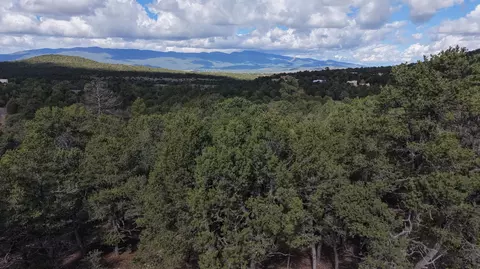 12 Los Pecos Trl, Tijeras, NM 87059