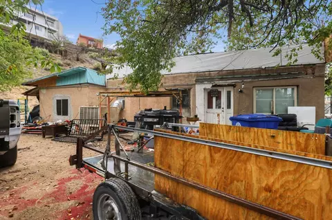 3832 Evansdale Rd NW, Albuquerque, NM 87105