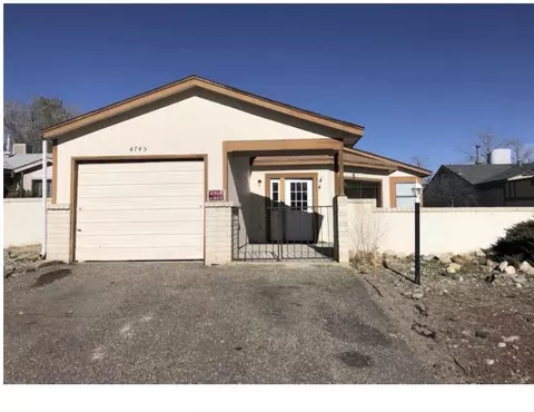 4745 Platinum Dr NE, Rio Rancho, NM 87124