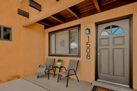 1508 San Lorenzo Pl NW, Albuquerque, NM 87107