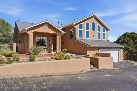 103 Sandia Mountain Ranch Dr, Tijeras, NM 87059