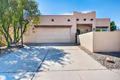 2025 Platina Rd SE, Rio Rancho, NM 87124