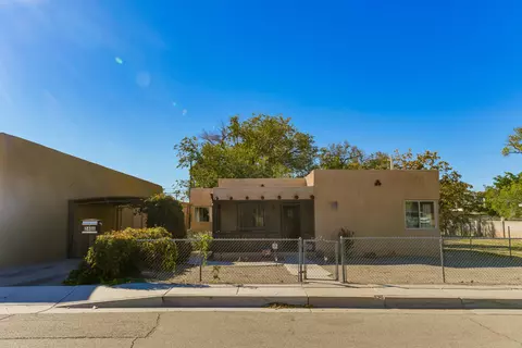 2406 Lilac Dr NW, Albuquerque, NM 87104