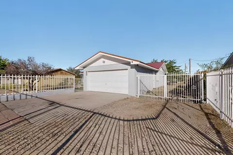 3300 Grace Vigil Rd SW, Albuquerque, NM 87121