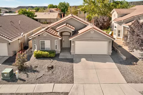 9215 Drolet Dr NW, Albuquerque, NM 87114